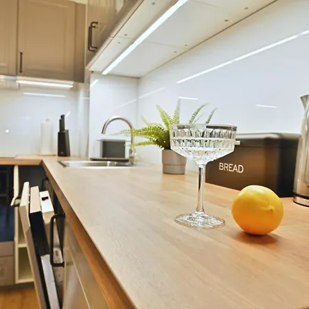 Sunset - Przytulna Kawalerka Przy Deptaku, Centrum Miasta, Port, Kawiarnie, Restauracje Apartment