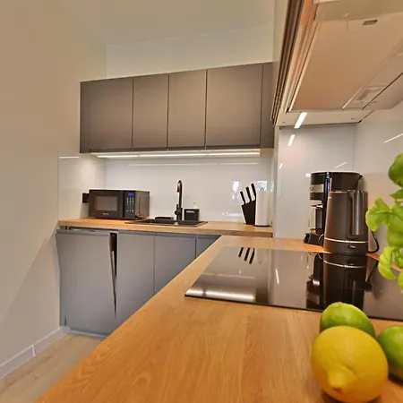 Sunset - Przytulna Kawalerka Przy Deptaku, Centrum Miasta, Port, Kawiarnie, Restauracje Apartment Swinoujscie