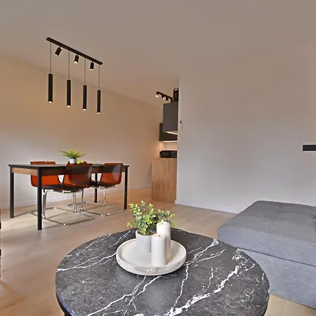 Sunset - Przytulna Kawalerka Przy Deptaku, Centrum Miasta, Port, Kawiarnie, Restauracje Apartment Swinoujscie